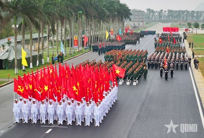View - 	Hợp luyện diễu binh, diễu hành kỷ niệm 50 năm Ngày giải phóng miền Nam